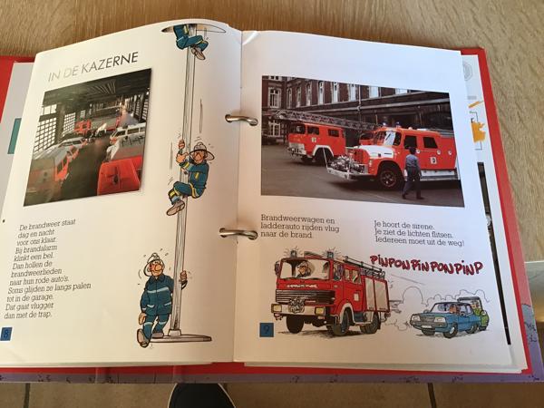 8 Prachtige Kinderboeken m. grondige tekst en uitleg & foto