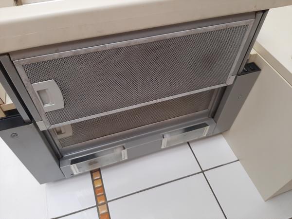 Bosch afzuigkap, 60 cm, inbouw, 2 motoren, 22 jaar oud