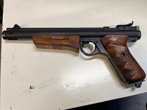 Collectors item Sheridan H9 .20 pomp pistool