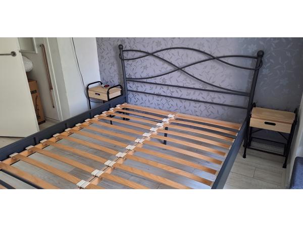 2 persoons ledikant met aankleedbankje