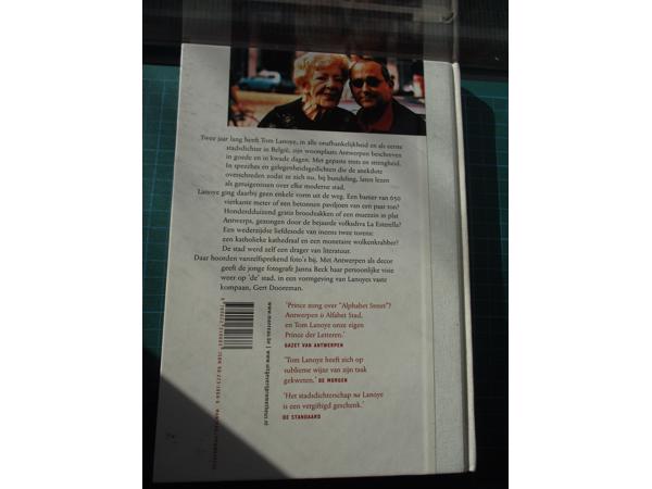Tom Lanoye  -  Stadsgedichten