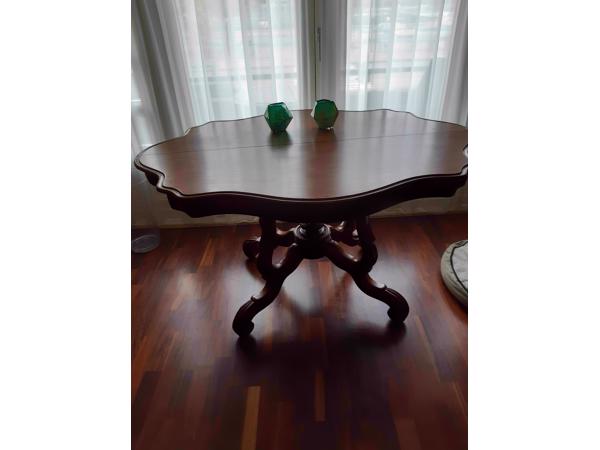 Antieke Franse kleine tafel