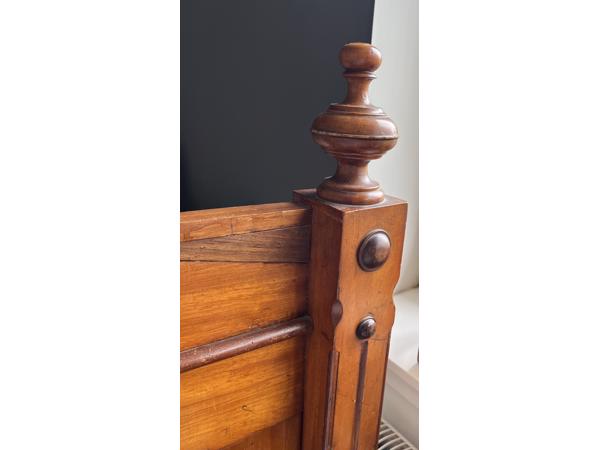 Charmant vintage kinderbed