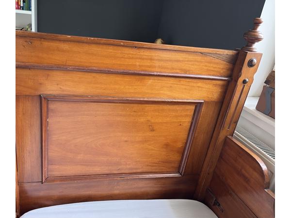 Charmant vintage kinderbed