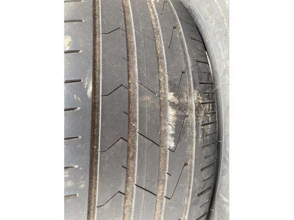 Vier banden 225/55/17 van Mercedes Vito