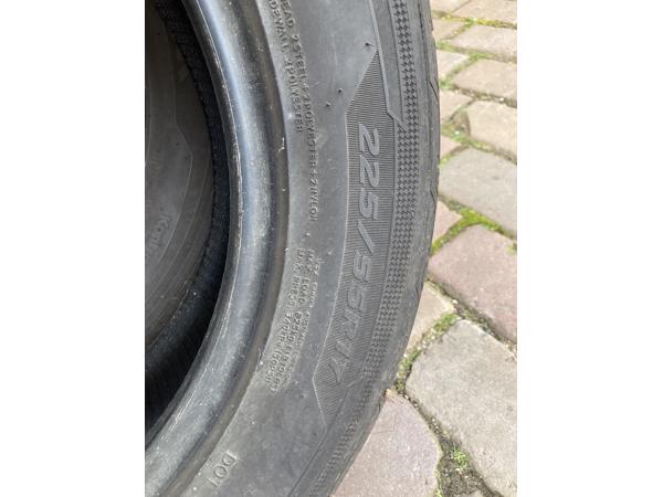 Vier banden 225/55/17 van Mercedes Vito
