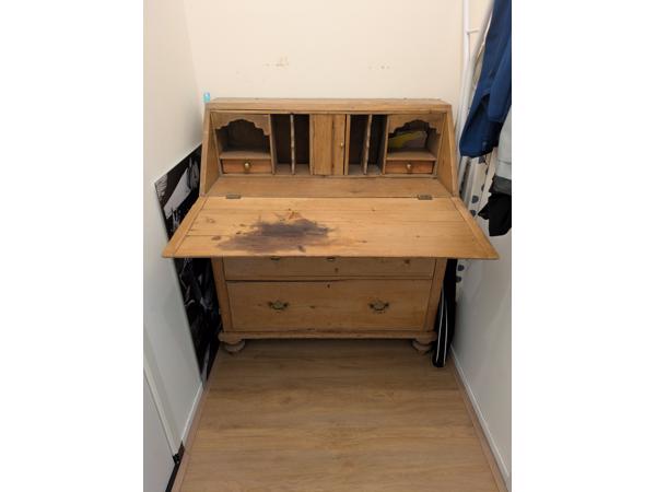 Secretaire