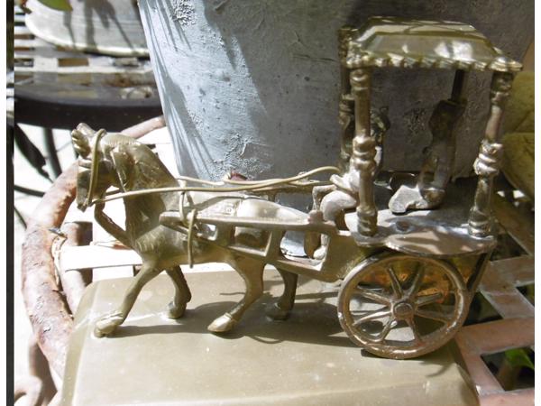 Antiek en Curiosa uit Azie