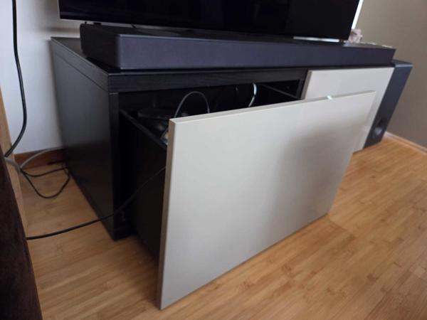 tv-meubel met twee lades