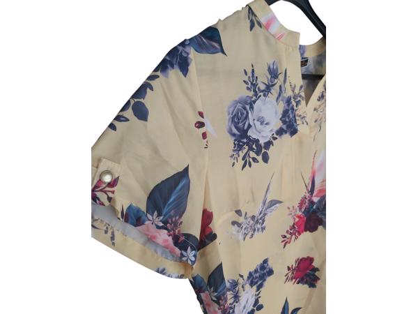 Metrofive bloemen shirt vhals geel XXL