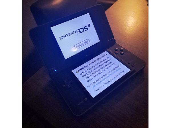 Leuke nintendo DS .. Met mogelijkheden, internet. Werking go