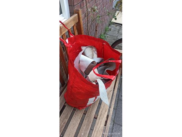 stukken leer koeienhuid