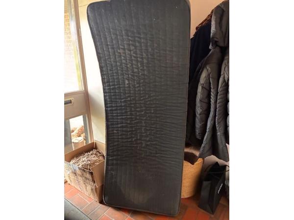 1-persoons verrijdbaar vouwbed