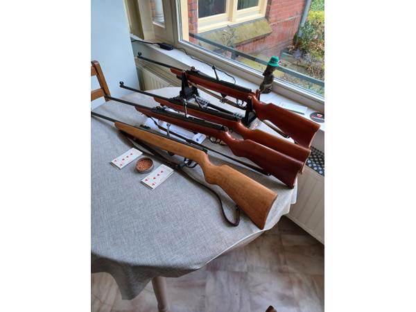 Te koop 4x Haenel 310 kermisbuks