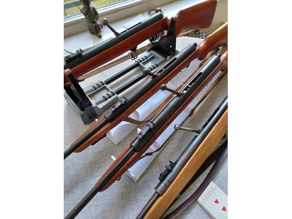 Te koop 4x Haenel 310 kermisbuks