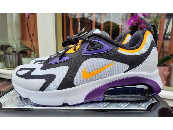 Nike Air Max 200 Eggplant White Black Yellow Purple maat 44