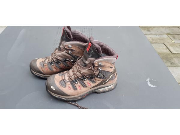 Wandelschoen maat 40