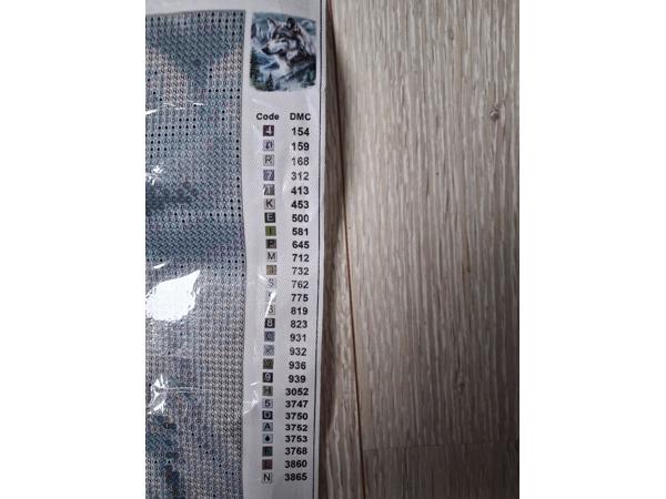 nr 79 Diamond Painting winter wolf 50x40cm (rond)