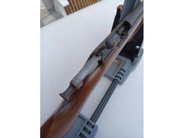 Te koop 9mm grendelgeweer