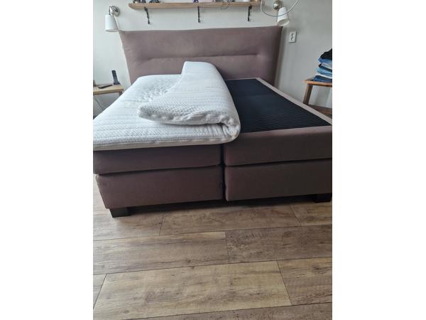 Boxspring 160x200 en 1 persoonsbed