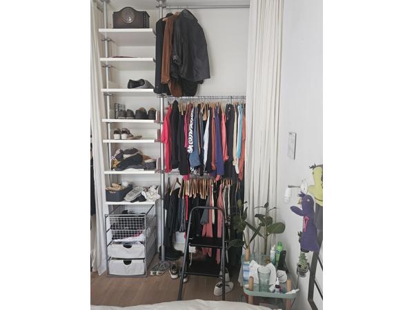 Vintage klerenkast (stelling)