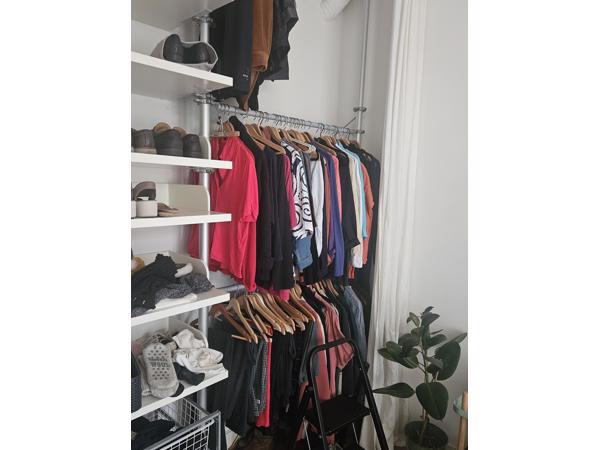 Vintage klerenkast (stelling)