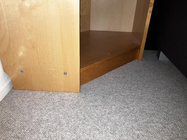 Billy hoekkast, berkenfineer