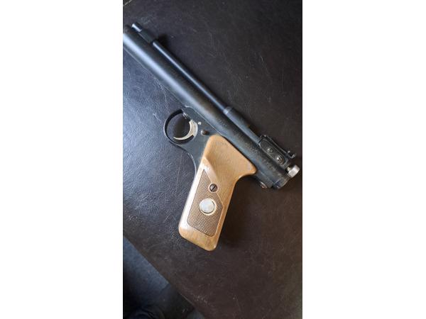 aangeboden vintage benjamin sheridan 4.5 mm .177 izgst