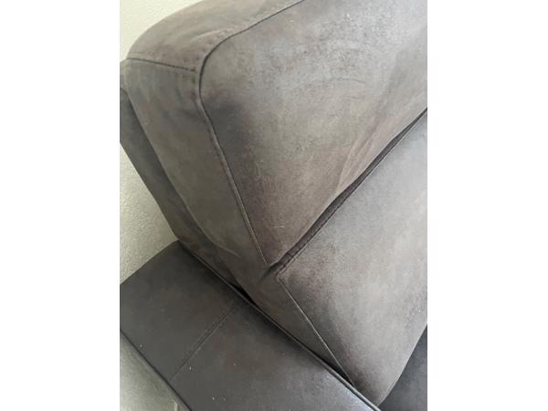 Grote fauteuill van bruin skai leer in zeer goede staat