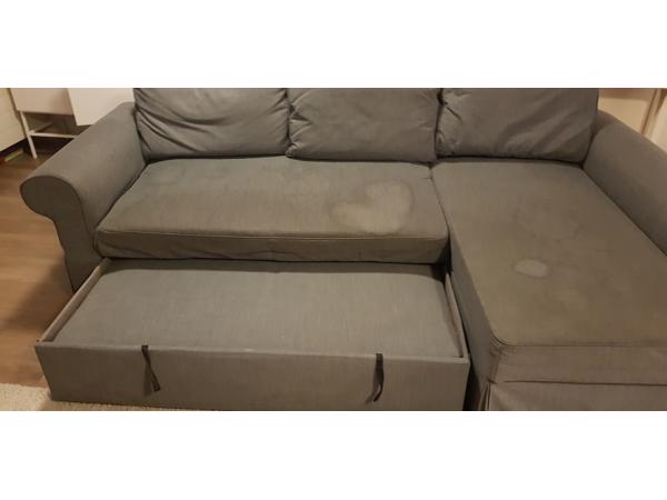 Hoekbank (met slaap functie en opbergen)