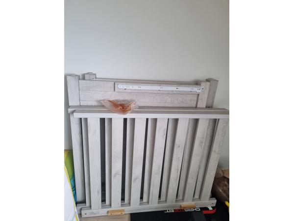 Box in goede staat zonder matras