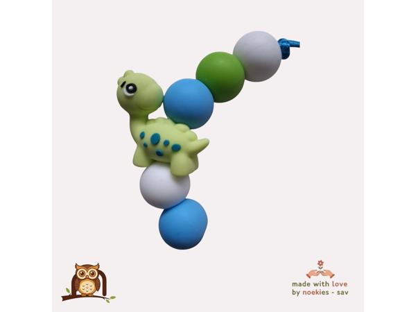 nr 5 noekies naam speenkoord dino groen blauw wit