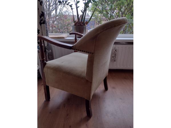 Lichtgroene vintage fauteuil