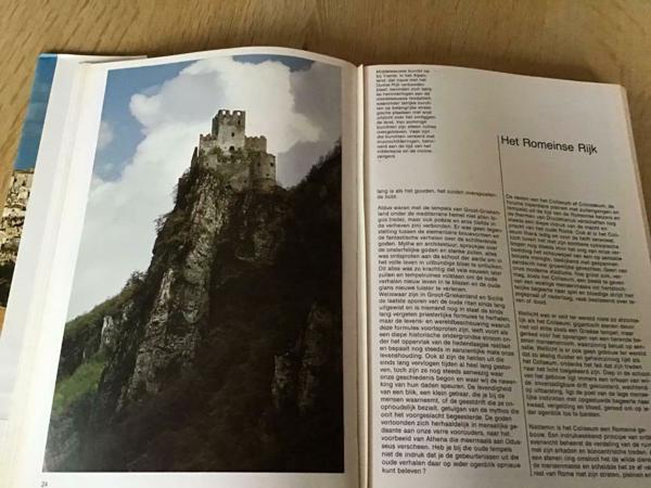 Boek Italië .Prachtig exemplaar eventueel een reis te boeken