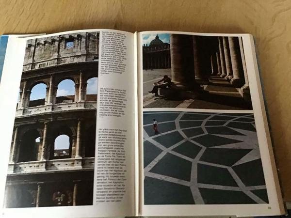 Boek Italië .Prachtig exemplaar eventueel een reis te boeken