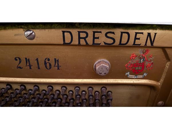 Mooie goed werkende witte piano