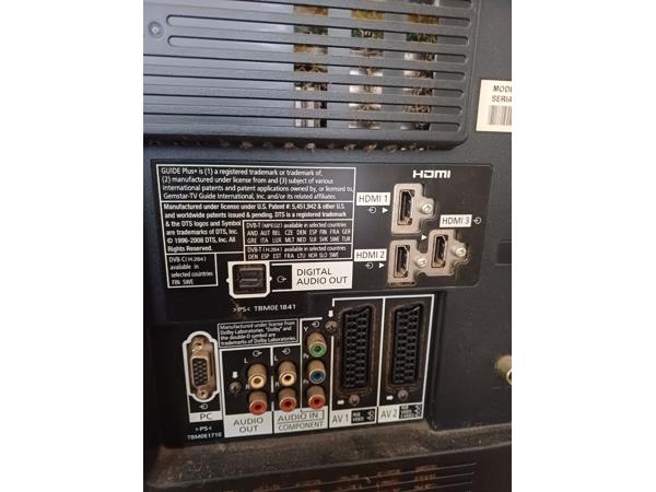 bieden twee tv''s  twee montoren  zonehemel