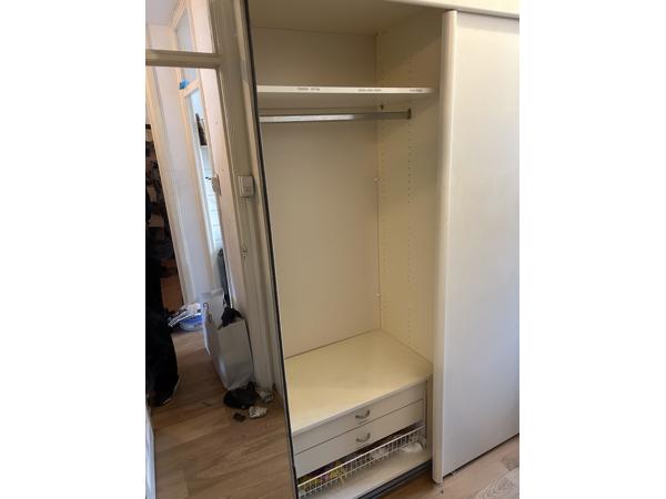 3-deurs kledingkast, hang & planken