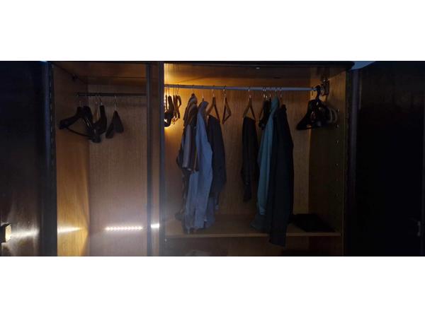 Kast / Closet / Wardrobe