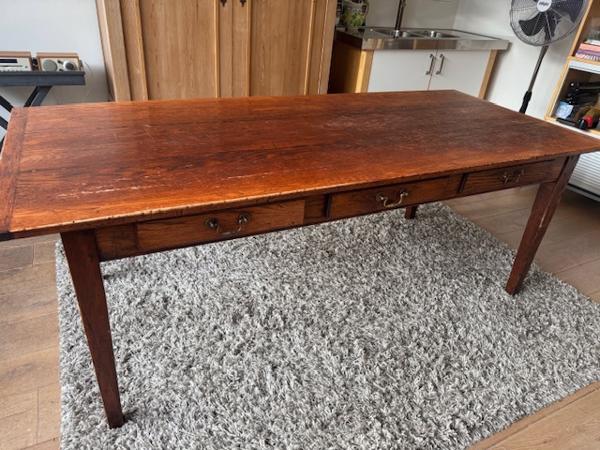 Stijlvolle, rechthoekig antieke eikenhouten (eet/werk)tafel met 3 lades