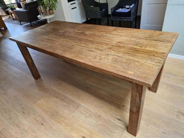 Robuuste houten eettafel 200x90x80