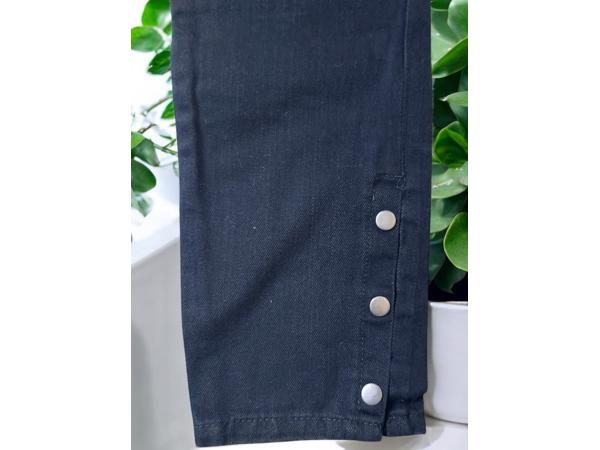 Jeans zwart met sier druk knopen S