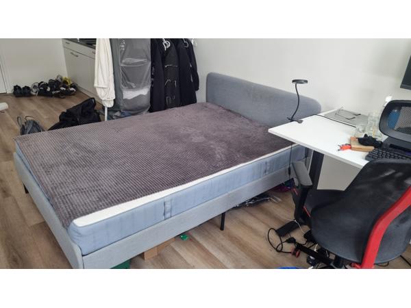 Ikea Slattum bed met mattress
