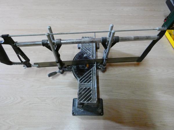 Verstek Handzaagmachine verstelbaar in graden(skandia