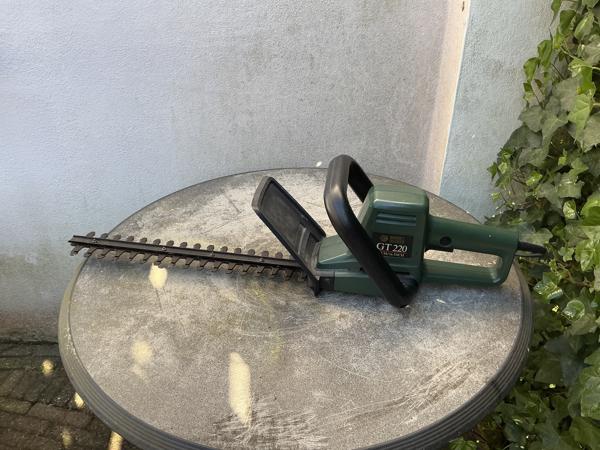 Elektrische Heggeschaar Black en Decker bladlengte 45cm