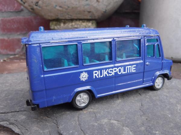 Siku 1921 nl rijkspolitie bus H