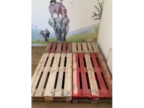 Pallets afmeting 2persoons bed (60 bij 80cm 4x) (120 bij 80cm 4x)