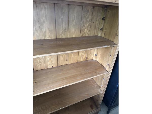 Houten boekenkast