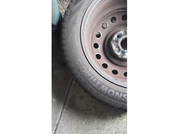 Winterbanden 205x55/R16  met velg