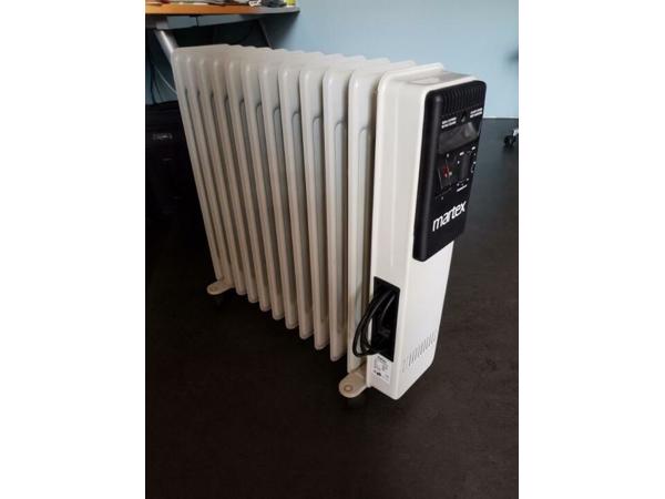 Actie Ouderling Uitgaven elektrische radiator in Huissen - Doe-het-zelf, Verwarming en Ventilatie -  Markanda